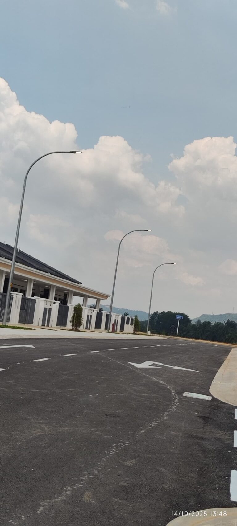 d5f89f30-b8ef-49bd-a145-3b01f378c3fe